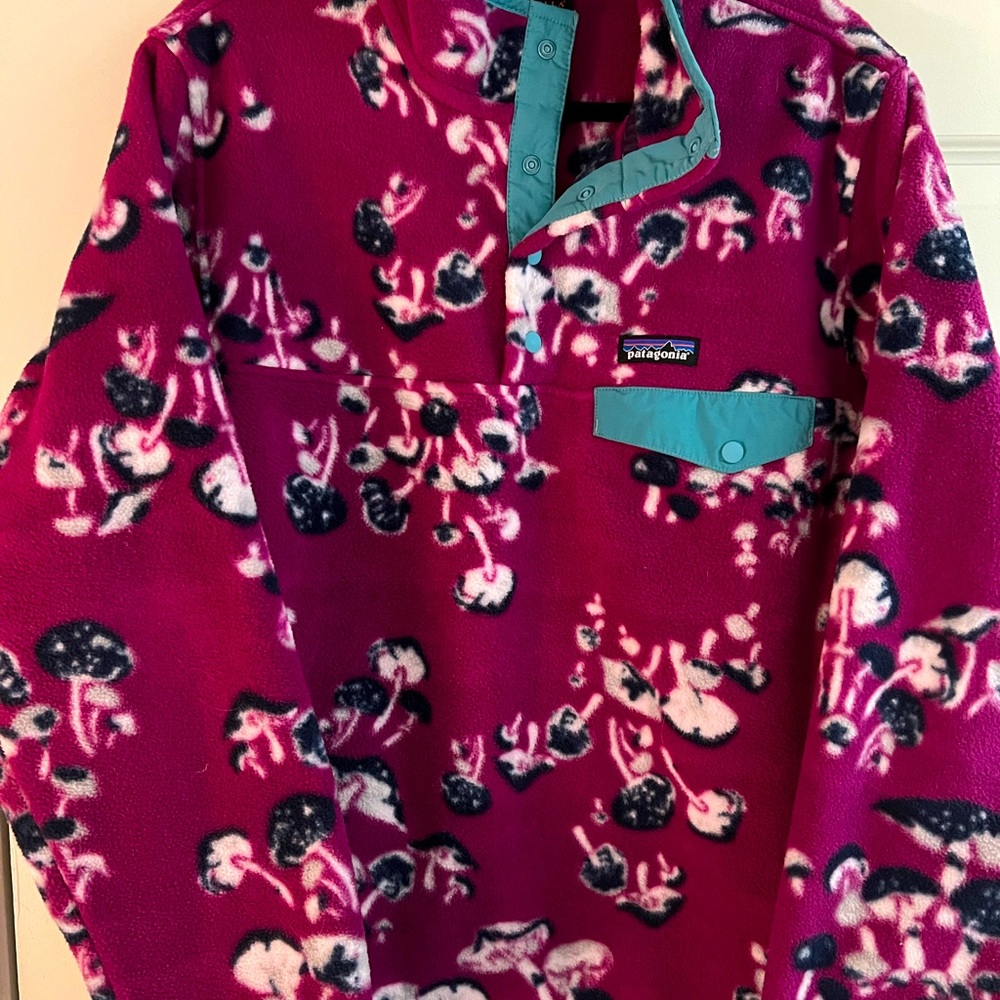 RARE Mushroom Forest Patagonia Synchilla Fleece Pullover